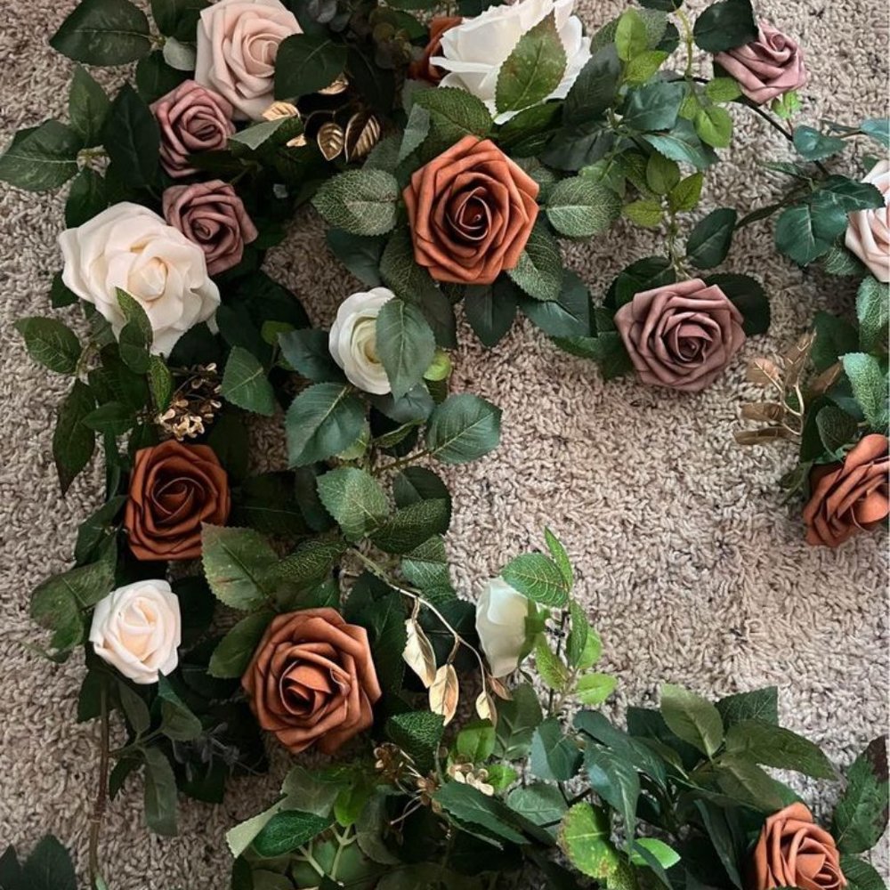 Ling's Moment 5 ft. Flower Garlands